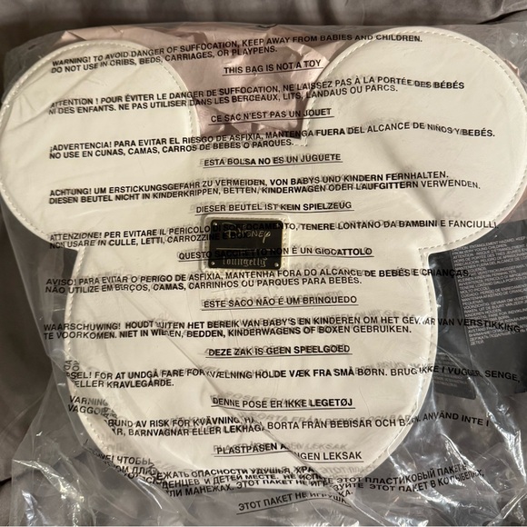 Loungefly Minnie White and Yellow Daisy Bag - Picture 3 of 6